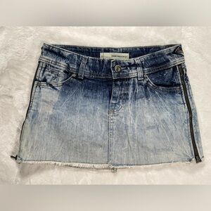 Women’s Size 25 Denimocracy Navy denim Faded Wash zipper Mini Skirt